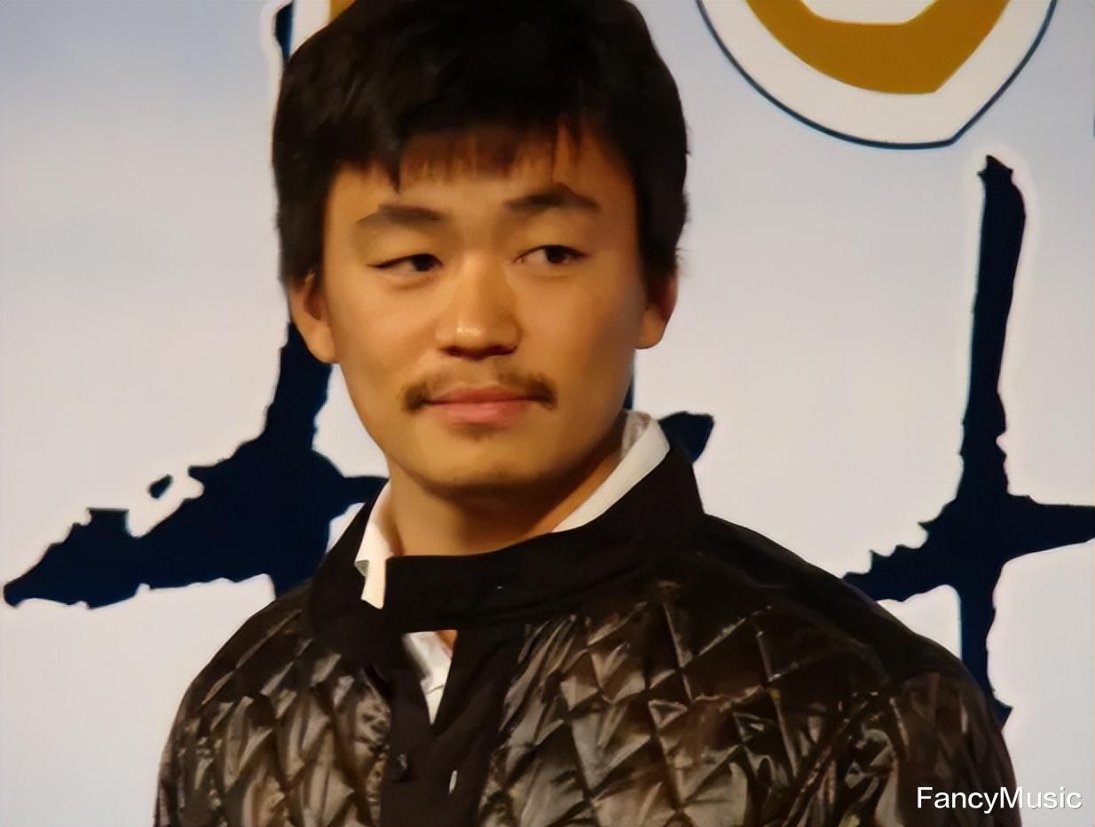 佘诗曼|王宝强新片杀青，再踏入现实题材，《八角笼中》或成下一个树先生