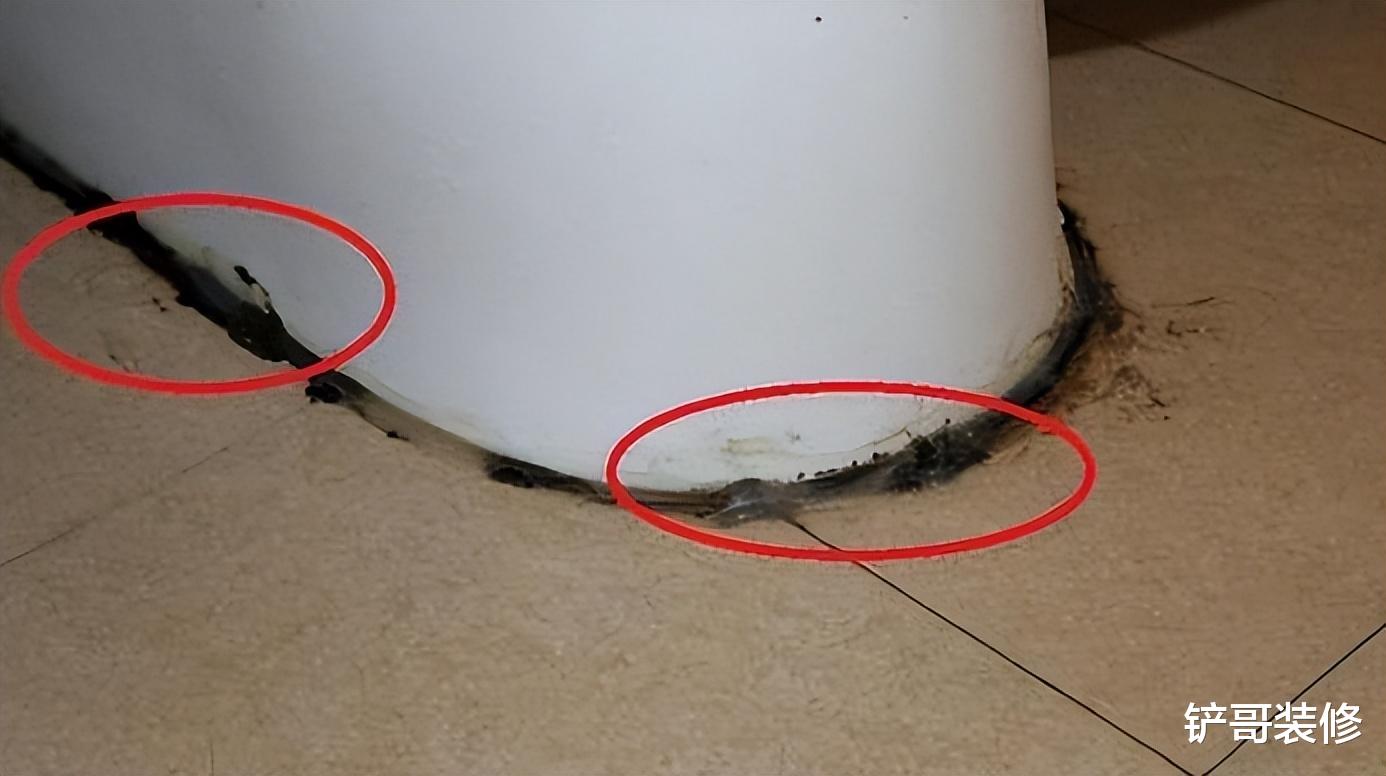 如厕后,“马桶盖”关上还是打开?我一直做错,难怪马桶又黄又臭