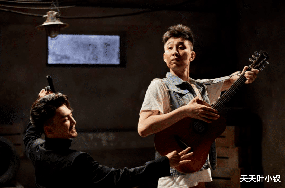 锦上添花|喜剧大赛第二季师哥师姐帮帮赛，三人锦上添花，只有两人雪中送炭