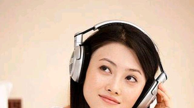 离婚|丈夫带着财产离开了我，我转身遇见了小5岁的他，幸福如期而至