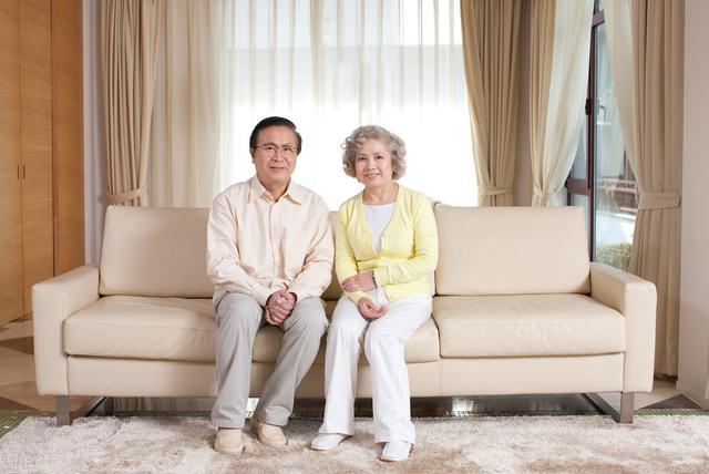 高血压|老年人血压越低，预防心脑血管疾病越有效？医生：可能适得其反