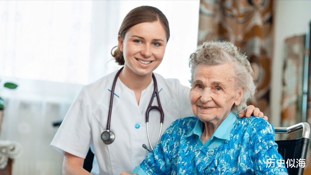 奉新|50岁阿姨:给68岁大爷当住家保姆,工资10000,可我依旧选择辞职