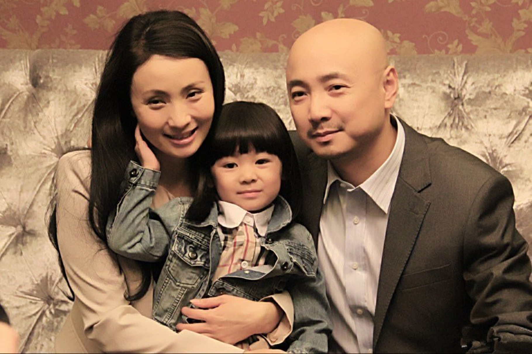 徐峥|徐峥现身长沙拍戏，身体发福快认不出，穿着简单网友称接地气