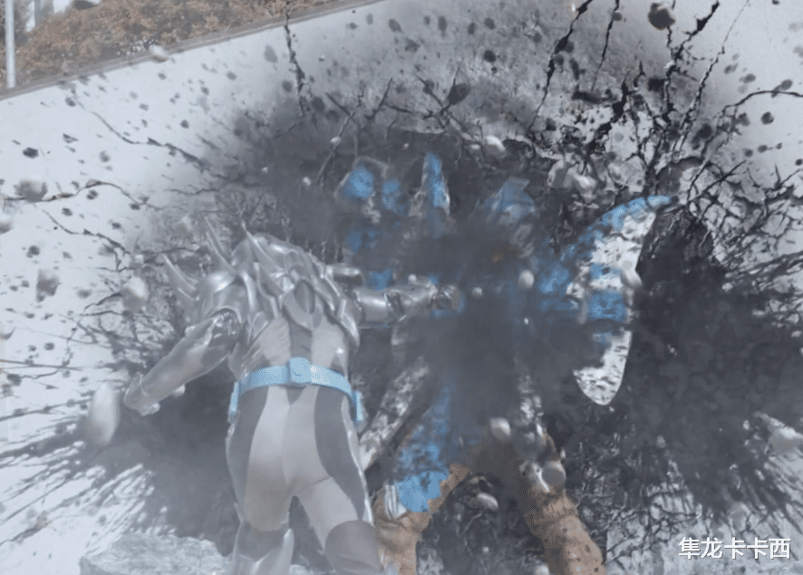 acgn漫评|假面骑士过渡形态jack revice狂野初战引热议 暴露恶魔本性的猪咪