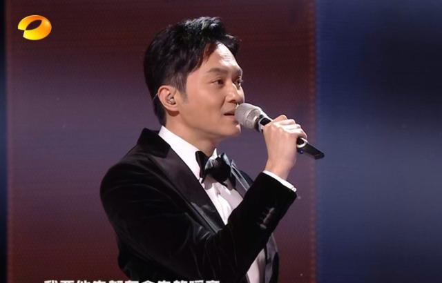 护肤 芒果跨年暴露明星真容:杨紫宋茜苹果肌抢镜,王源王一博脸圆发福