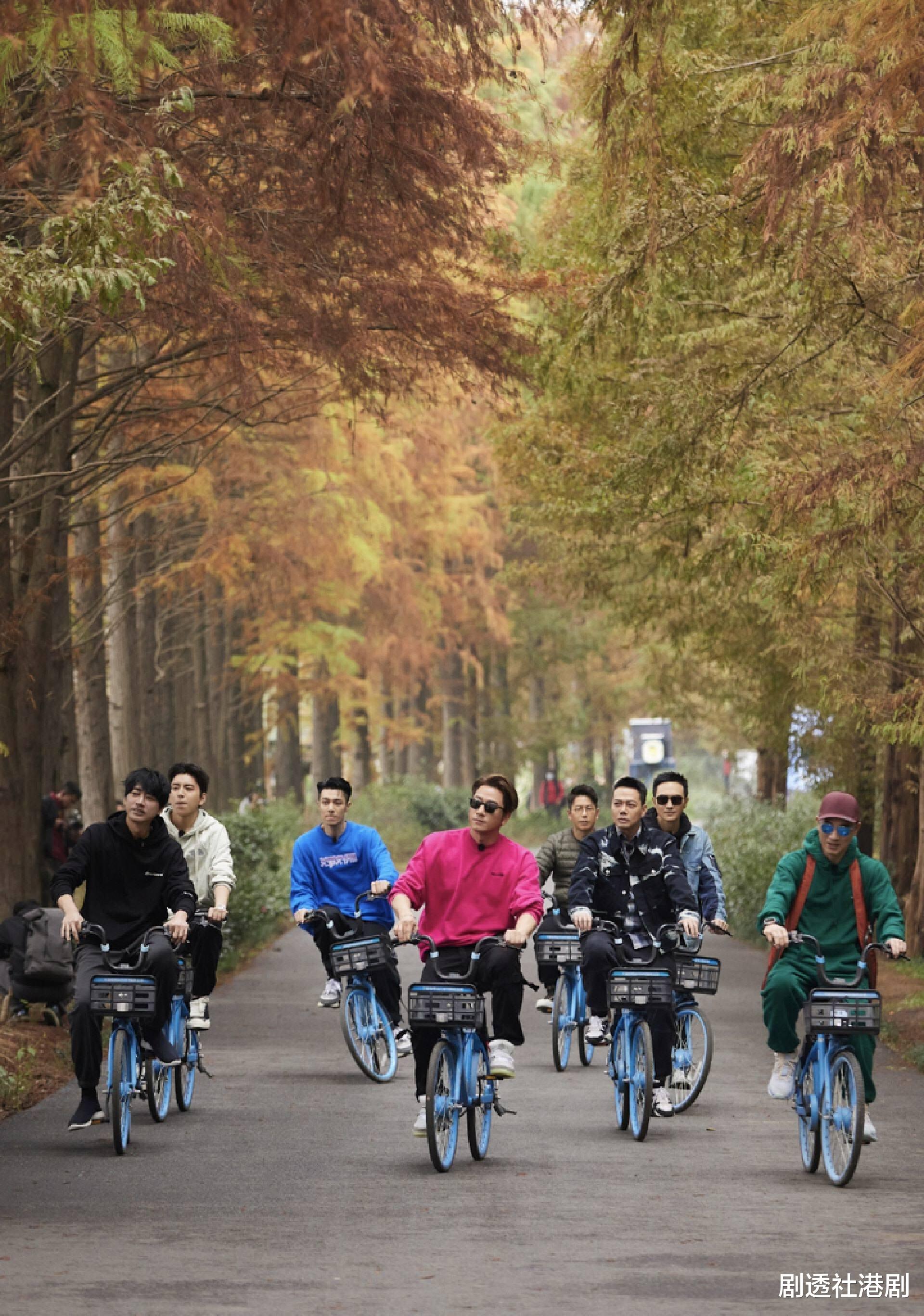 吴卓羲|遭人嫌弃？陈小春节目中对TVB前小生有微言：他爱抢话嗓门还大