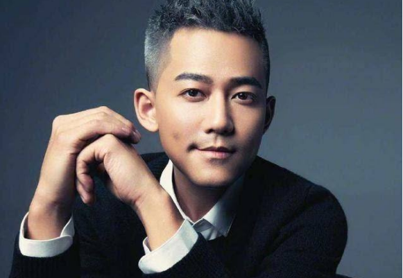 苏醒|过气艺人该何去何从?苏醒四处求工作,王传君坦言:11个月没接戏