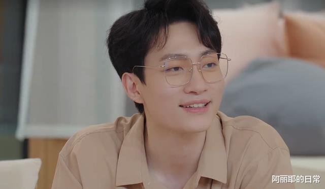 Angelababy|观察室打脸了?杨颖向《心动5》素人嘉宾道歉:刚才说你不好