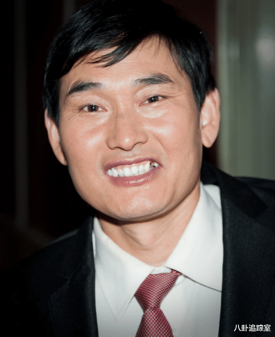 陈萌|陈萌朱小伟疑感情生变！女方被赶出家门，感叹人生不易只能靠自己