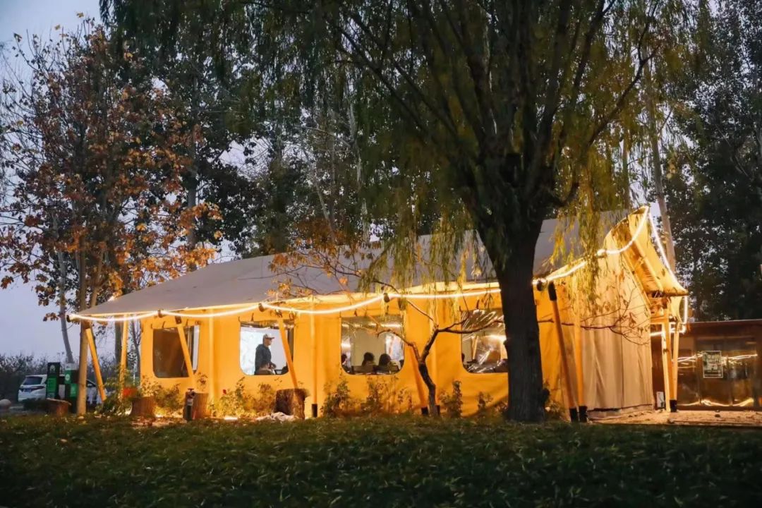 露营|下个万亿级市场?政策频繁支持下的露营产业,为何成为都市人群的热门选择