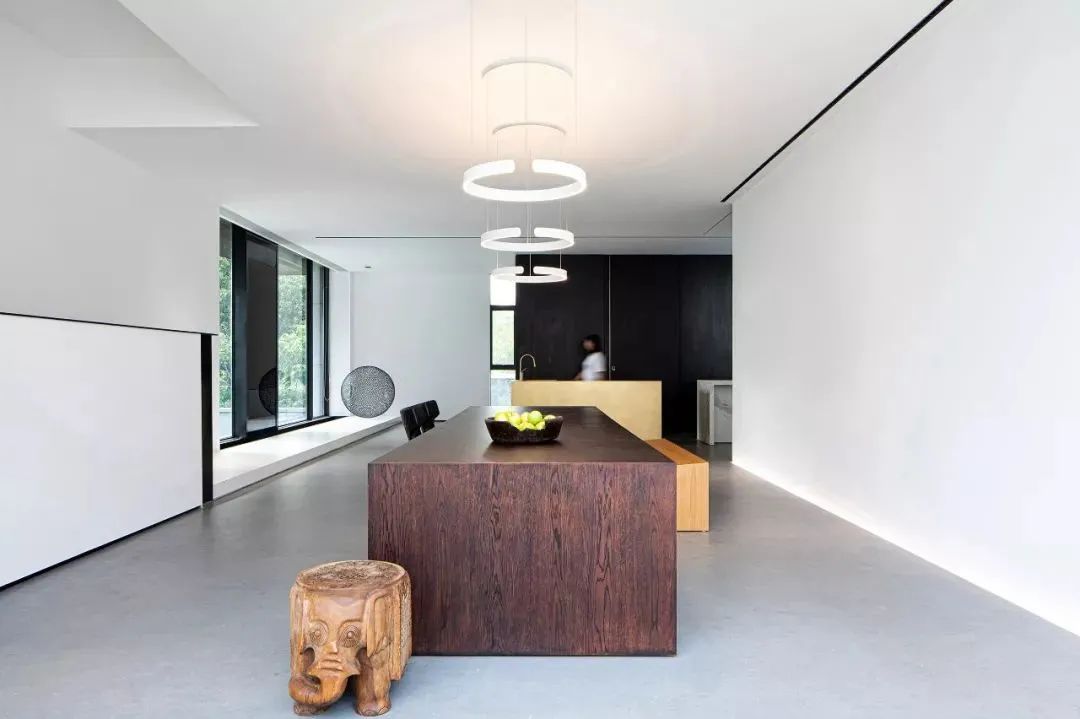 超模刘雯在浙江的家火了:依山傍水,装修和本人一样有气质