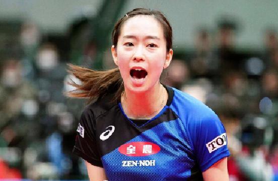 石川佳纯|石川佳纯打疯了！3-0横扫奥运亚军晋级8强，单局狂轰11-3比分