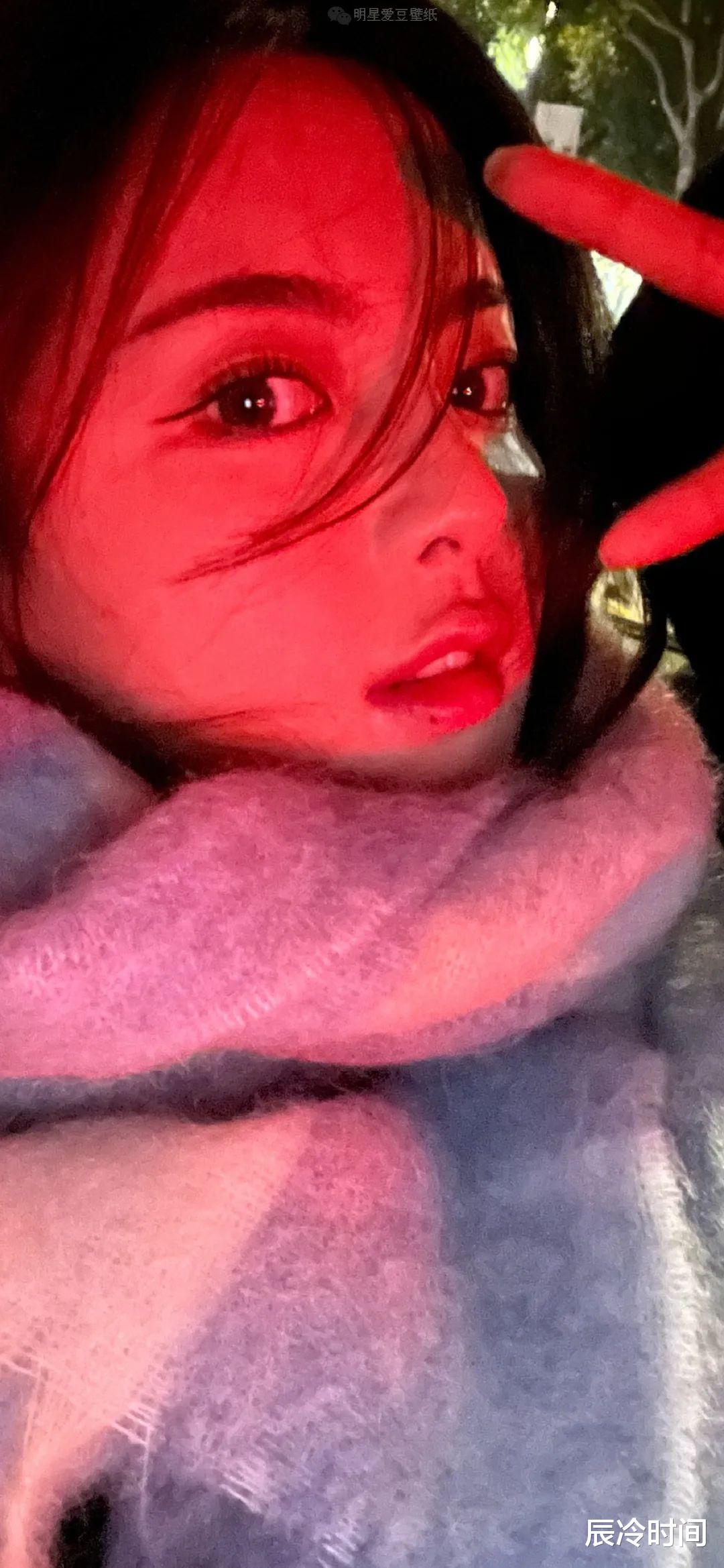 杨超越|从缝纫工到背靠港娱大佬享顶配资源,杨超越的成功玄学仅四个字