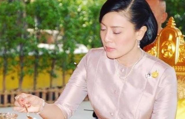 西拉米|51岁西拉米没进取心，素人生活轻松自在，贬为庶人后更加幸福