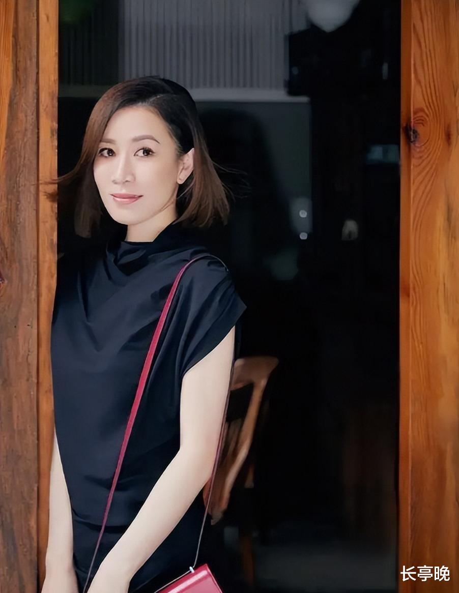 陈浩民|陈浩民,本来手里握着一副极好的牌,可是却德行不佳