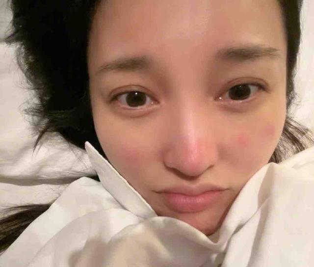 古力娜扎|金莎首晒与男友同框照,两人共度情人节好甜,男方帅气尖下巴抢镜