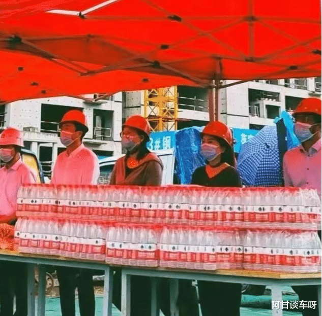 张琳|真相了!郭主任“后院起火”,老婆用其手机“大义灭亲”