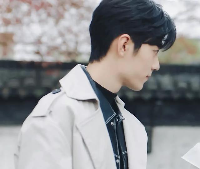 肖战|肖战《最幸运的幸运》上线即入全球榜单,在最好的年龄遇到顾魏!