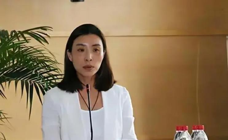 25岁浙江老板车祸去世,高管自立门户,妻子嫁给司机套现146万