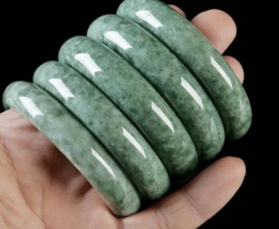 翡翠|`翡翠新手小白入门级知识科普, 你学会了 吗？