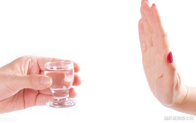 阿尔茨海默病|2型糖尿病增加老年痴呆风险一倍以上，怎么预防？从这11点做起