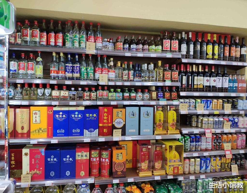 酒水专卖店真是暴利吗?几乎没客人进店却不倒闭,老板说出了真相