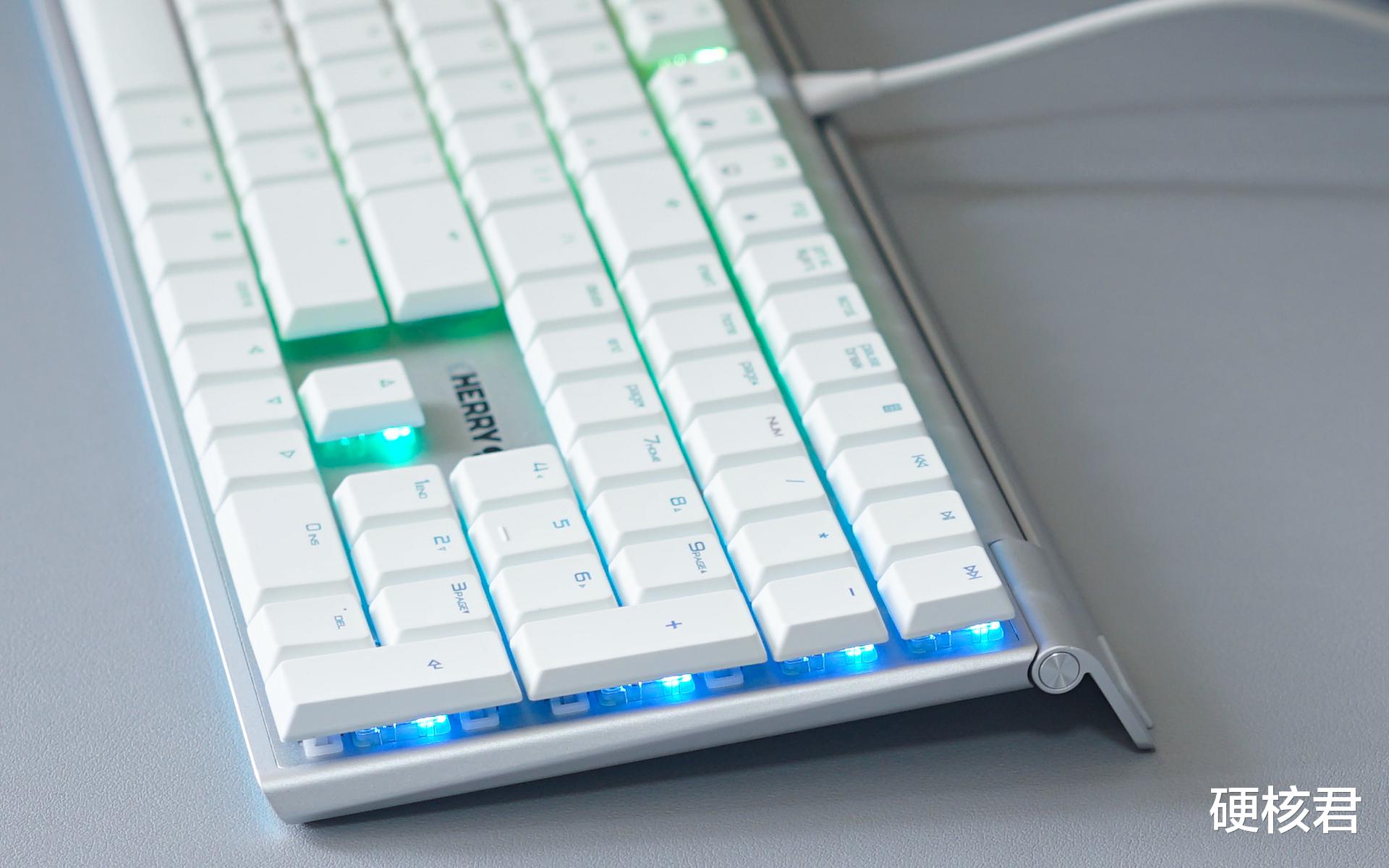 机械键盘|德国原厂工艺，CHERRY MX 10.0机械键盘测评！