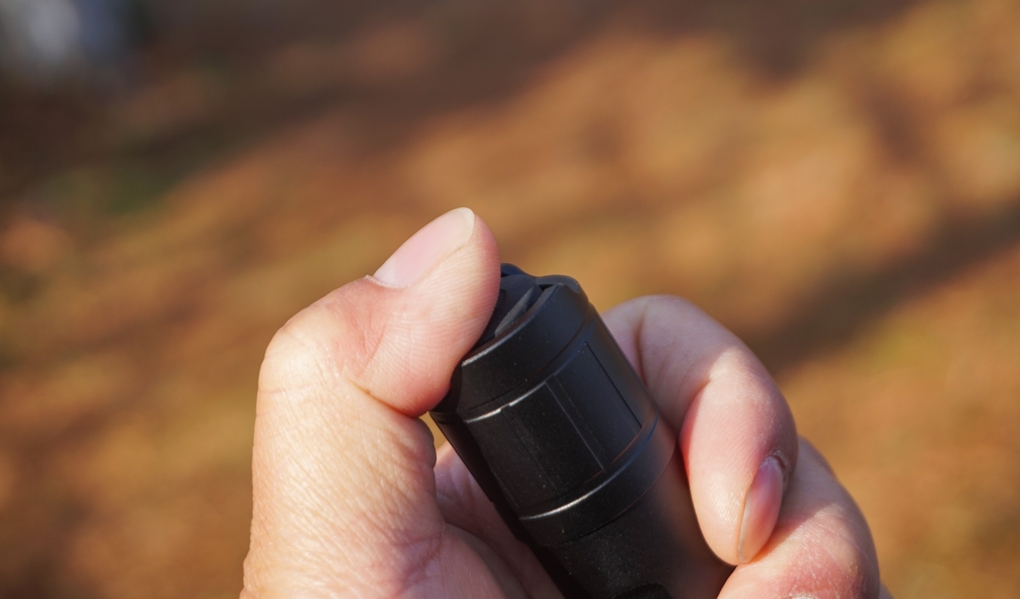 滤镜|红白绿三色变光狩猎手电CYANSKY H5