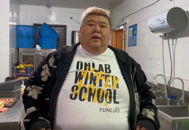 胖猴仔减肥效果明显，自曝减掉的斤数，网友：掉在我身上就好了