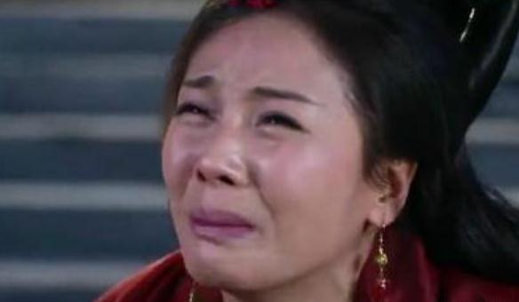 秦海璐|王珂破产后，她畏畏缩缩走到秦海璐家门口，然后借走了一大半积蓄