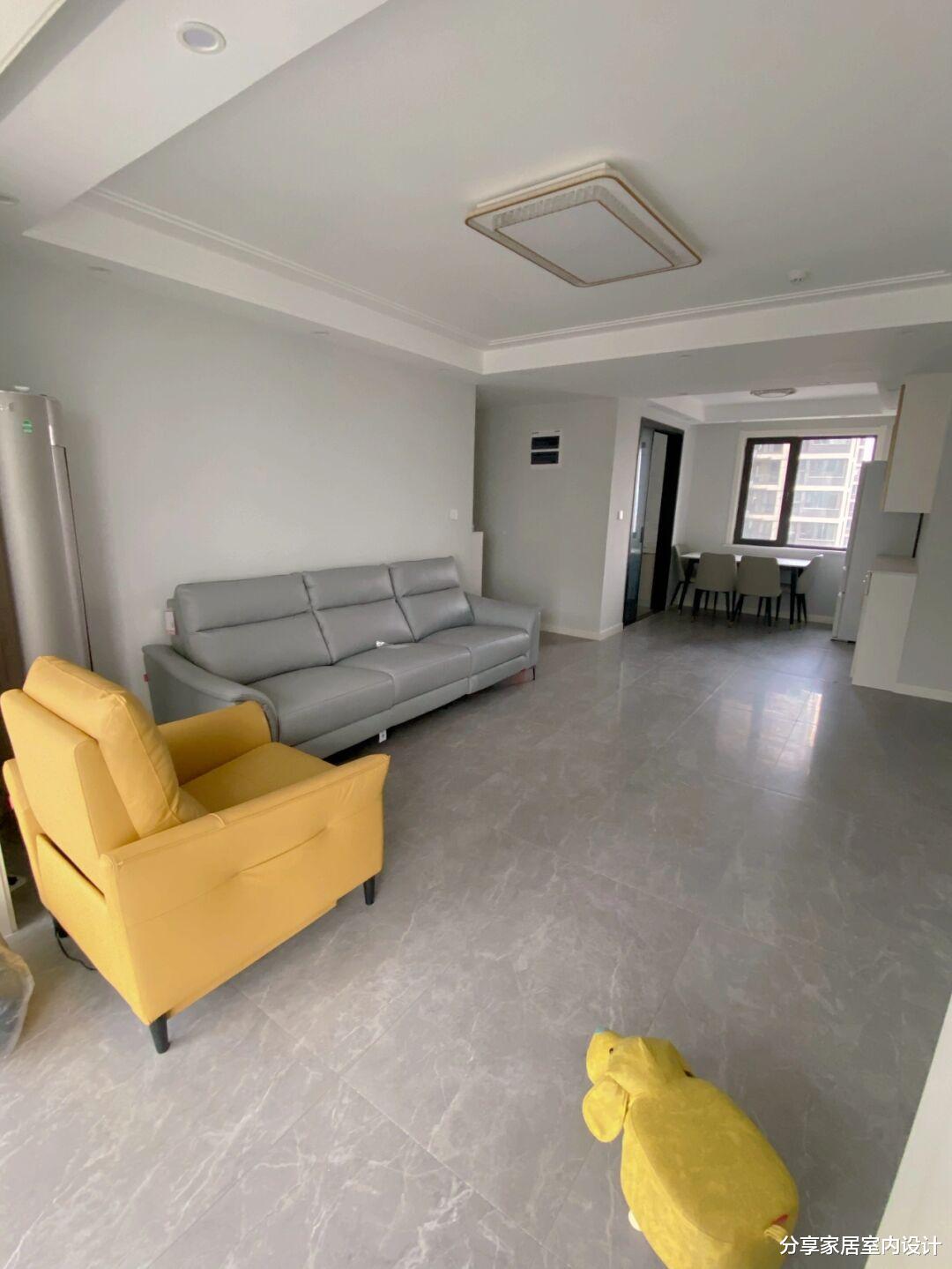 辛苦9个月装修完工,不含家具花了17W,全屋打扫干净效果还不错!