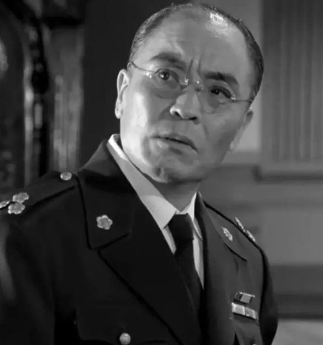 倪大红|倪大红：不靠“星二代”背景，拒绝倪萍的帮助，这条路他走对了吗