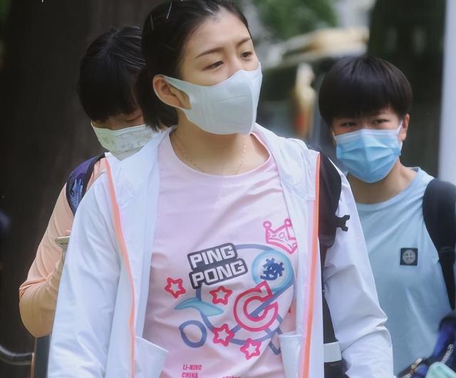 斯蒂芬·库里|国乒女队一姐到底是谁？陈梦连拿三项重大荣誉，莎莎曼昱没法比