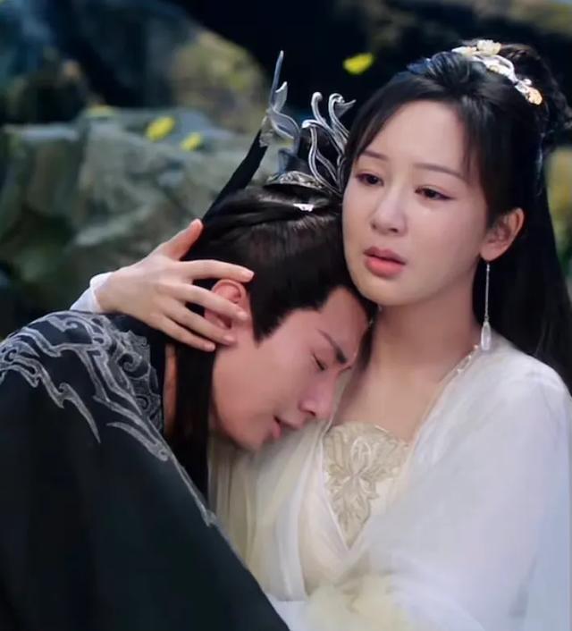 成毅|成毅这个镜头脸好红啊,红到脖子根了,是害羞了吗?