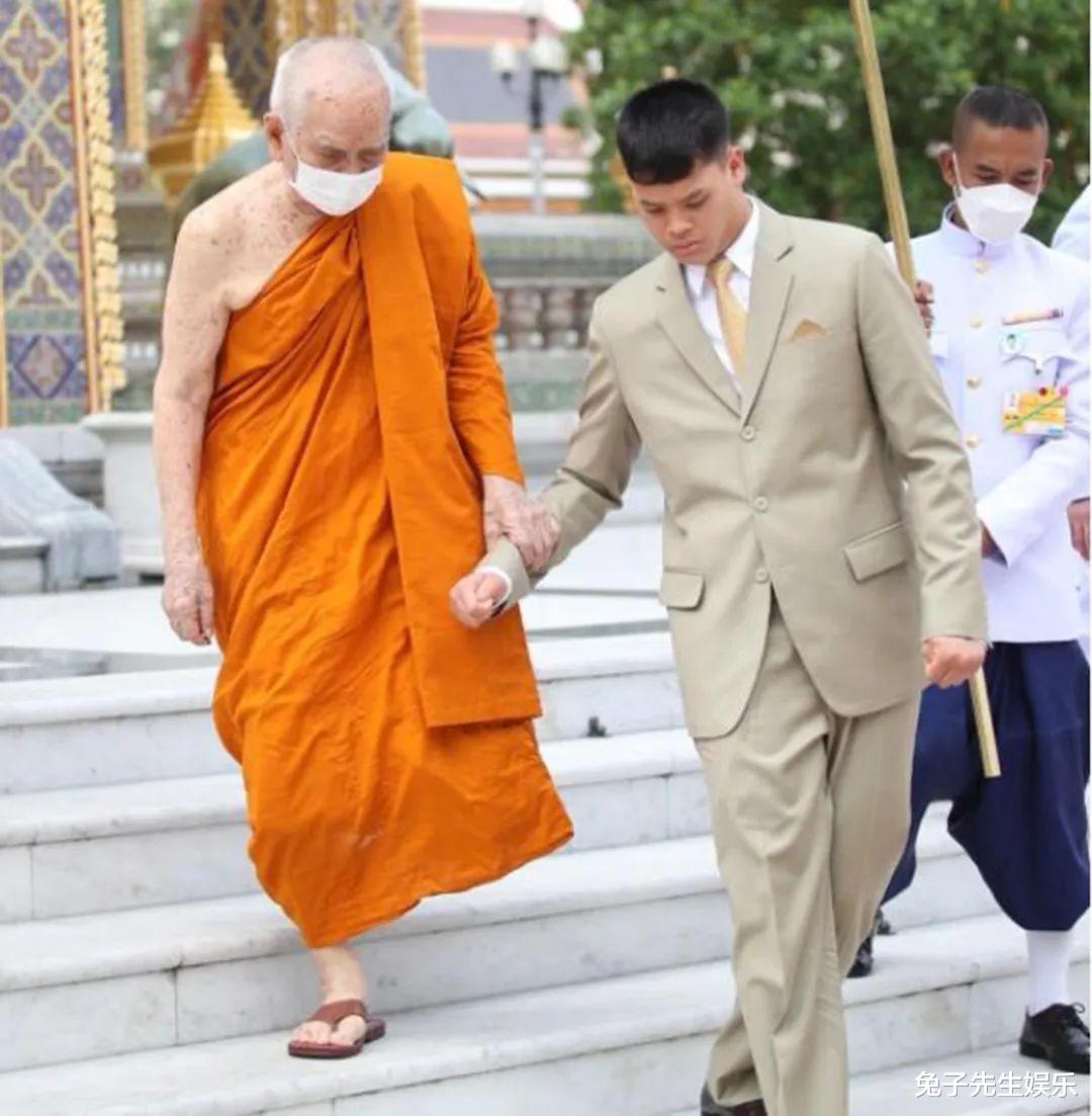 苏提达|提帮功操之过急,生日庆典变得冷冷清清,苏提达婚庆隆重反差明显