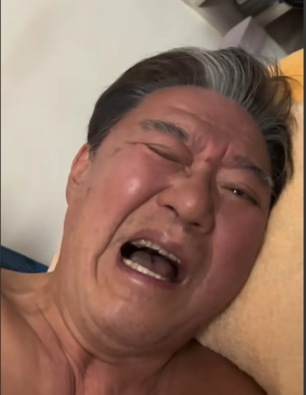 李立群|老戏骨李立群儿子: 爸爸腰伤复发受不了，躺在床上嗷嗷大哭请求大陆的亲人朋友帮忙