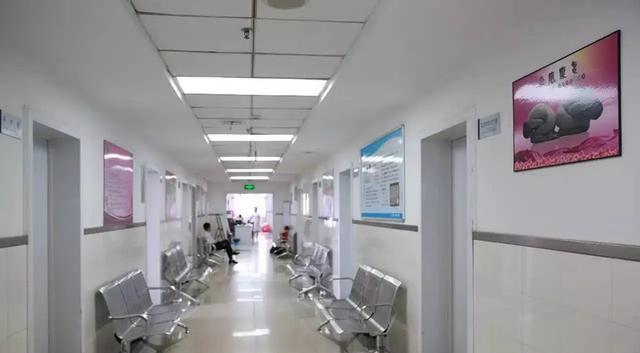 化学阉割|案例:妻子在厕所内发现女性长发,认定丈夫出轨对其实施化学阉割