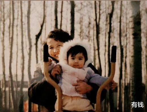 章子怡|章子怡婆婆顾月珍：患癌骤然离世，但有儿媳陪着儿子，我再没遗憾