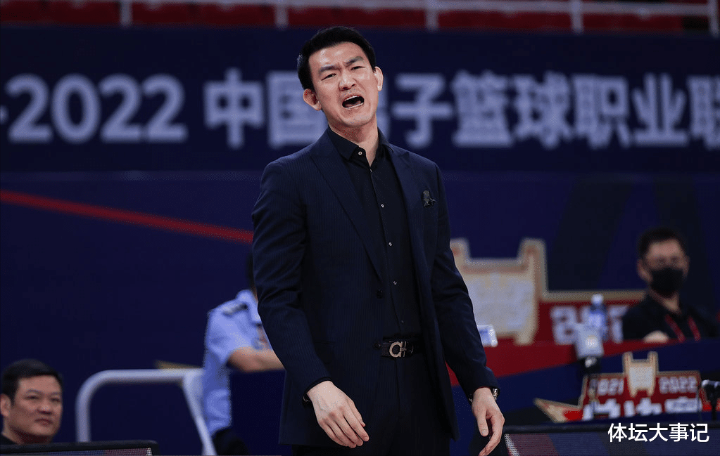 王博|CCTV5直播第二场！辽篮12人名单敲定，杨鸣撤下老将，王博又变阵