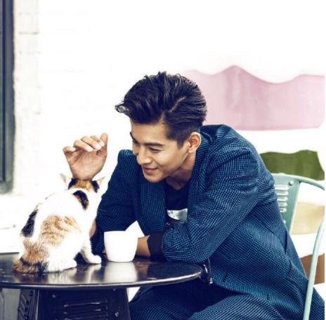 张超|九位“捧不红”的男星，最小33岁最大43岁，个个星运是“玄学”