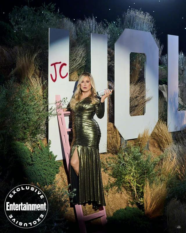 肖战|豆瓣8.0分!最被低估的喜剧天才,终于借《白莲花度假村》正名!