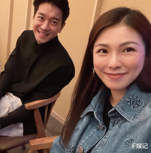 黎诺懿|TVB小生黎诺懿和太太出去吃饭享受二人世界 夫妻俩贴脸恩爱合影