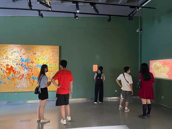 绘画|艺术家子晴乙木个展“自在之重”在北京798艺术区开幕
