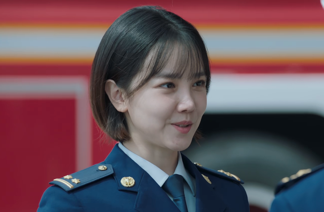 蝴蝶|4月下旬8部剧对打:杨洋双剧霸屏,陈坤登央视,靳东或成最大赢家