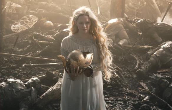 指环王|《指环王》凯兰崔尔为何放弃不死之地，选择留在中土世界？