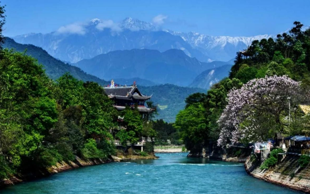 成都|让诗仙留恋的城市,誉为“天府之国”,你感受过这不一样城市生活吗?