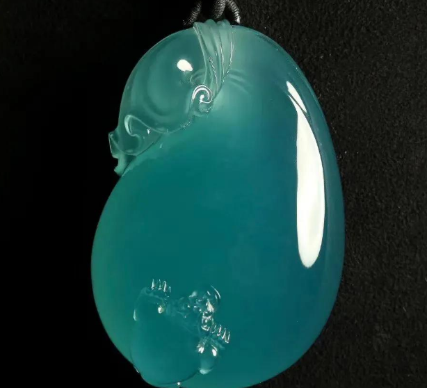 翡翠|哪些方面可以体现翡翠的价值?购买的时候,要注重这几点