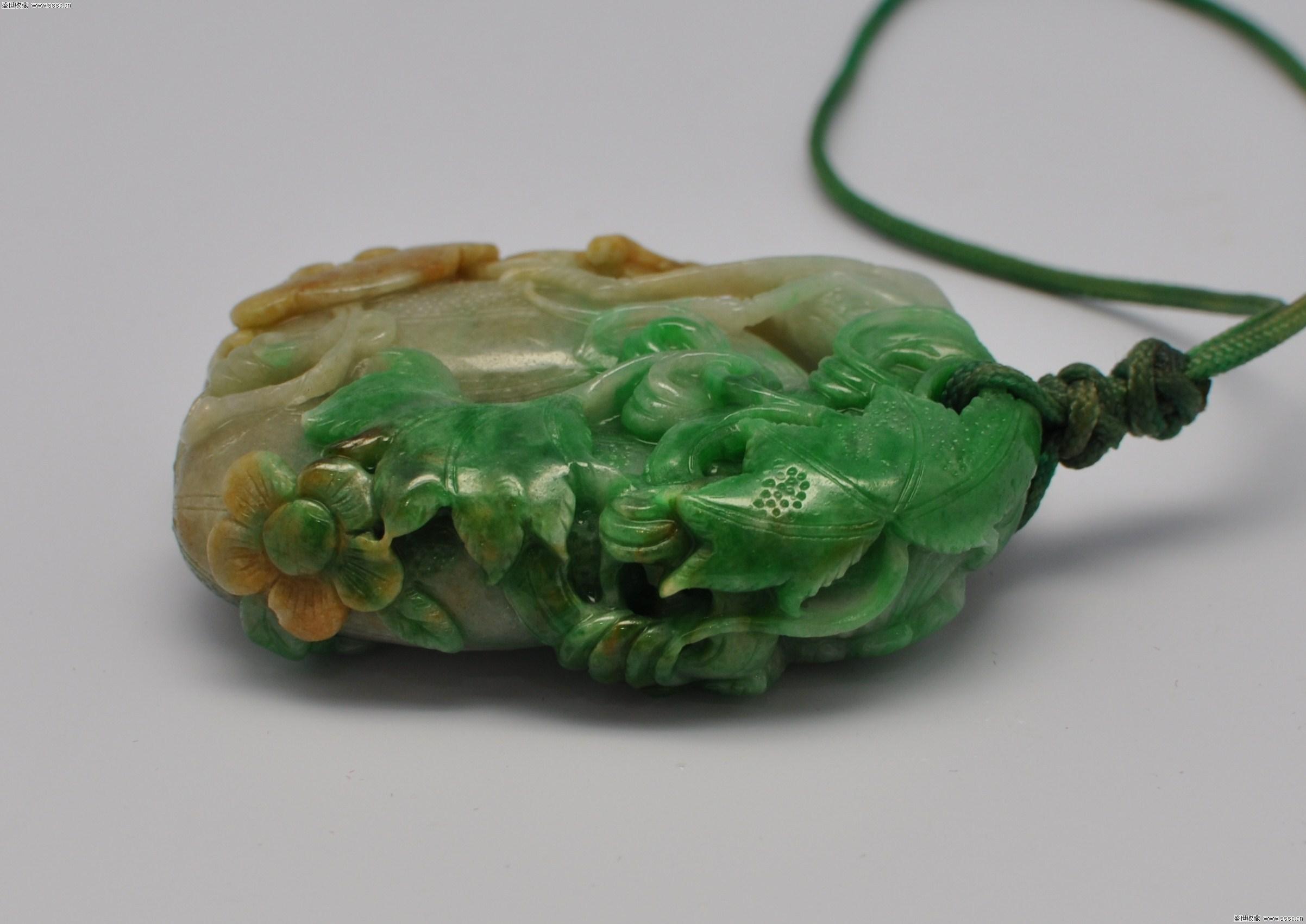 玉佩|翩翩君子,玉佩相配,今天就扒一扒翡翠玉佩的历史