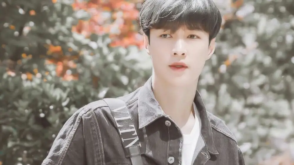 张艺兴|在团期间被前队友欺负,却是五个男人团宠,张艺兴有何魅力?