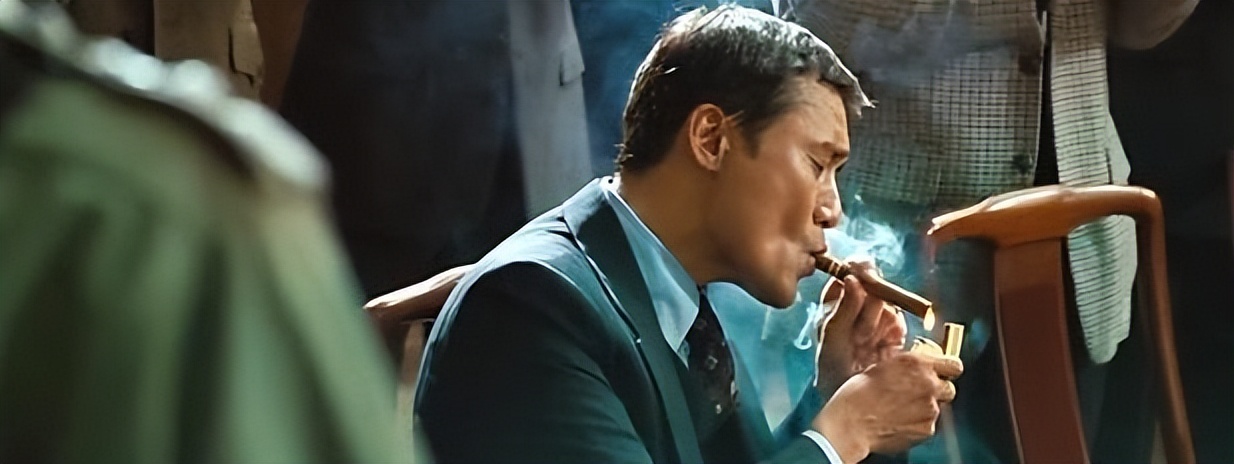 刘德华|都是演“五亿探长”，刘德华、梁家辉、曾江放一起，差距就能看出来了